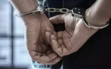 खंड शिक्षा अधिकारी गिरफ़तार,