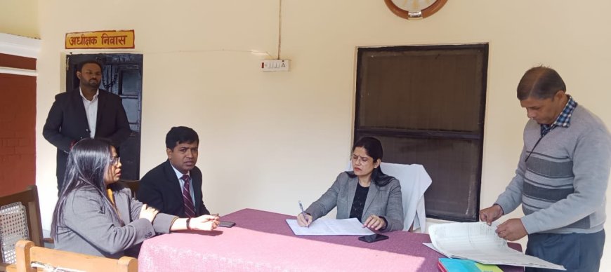 न्यायाधीश गणों ने किया बाल गृह बालक का निरीक्षण दिये आवश्यक निर्देश