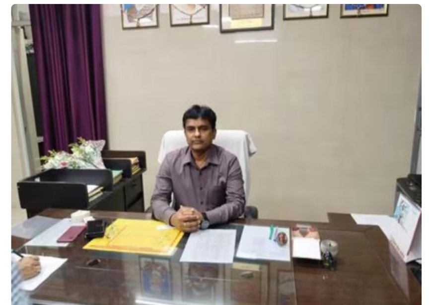 चिकित्सक चाहते है कि दलाल एवं एमआर निरन्तर उनके चेम्बर में मौजूद रहे, इसमें किसी अधिकारी का हस्तक्षेप न हो-डॉ दिग्विजय सिंह