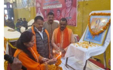 विद्यामंदिर ,गुरूकुल में पढ़ा लिखा बच्चा कभी आतंकवादी नहीं बन सकता--साध्वी प्राची 