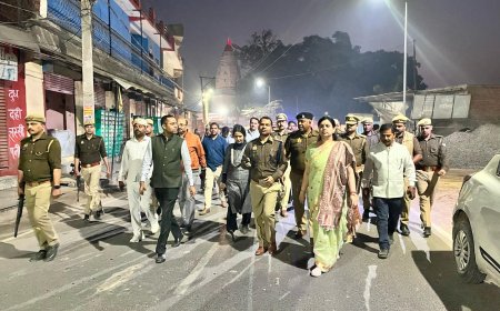 महाशिवरात्रि पर्व को लेकर जिलाधिकारी व पुलिस अधीक्षक ने किया सोमनाथ मंदिर का निरीक्षण