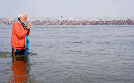 'मां गंगा आराधना में कुछ कमी रह गई हो तो क्षमा करिएगा...' महाकुंभ पर मोदी ने लिखा ब्लॉग