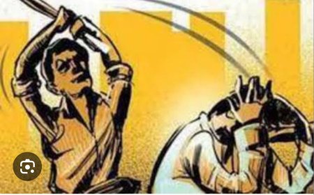 समोसे का पैसा मांगने पर दुकानदार को हाकी, डण्डे एवं धारदार हथियार से हमला कर किया घायल