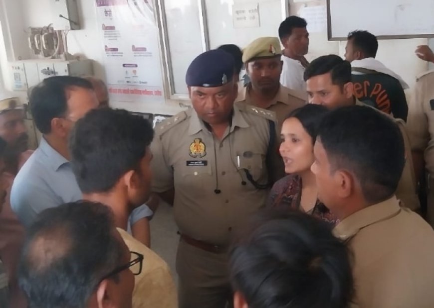 दरवाजे के सामने खेल रहे मासूम को बोलेरो ने मारी ठोकर, मौत