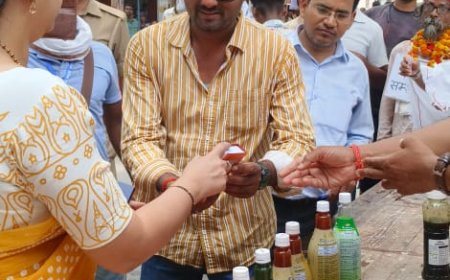 युवा जोश संगठन द्वारा नि:शुल्क शरबत वितरण कार्यक्रम का हुआ आयोजन