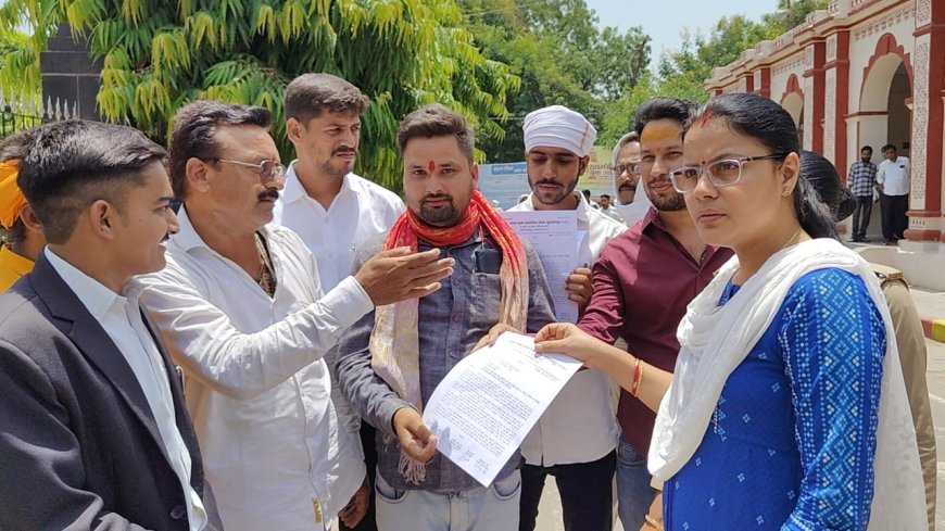 गौवंश हत्या व गोवंश तस्करी के विरुद्ध कठोर कार्यवाही को लेकर राष्ट्रपति को संबोधित सौंपा ज्ञापन