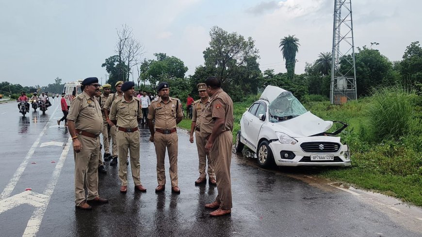 सड़क हादसे में मैनपुरी में एक ही परिवार के 5 लोगों की मौत, मासूम बच्ची घायल