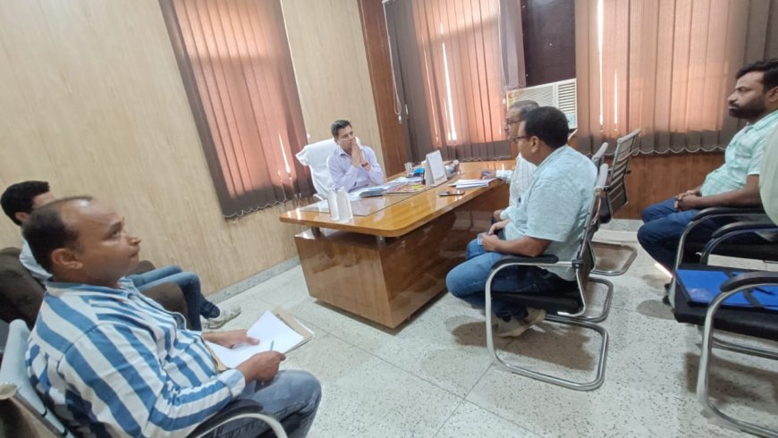 सहजनवां-दोहरीघाट रेल लाइन परियोजना से जुड़े भूमि अधिग्रहण कार्य की समीक्षा, क्षेत्र के विकास की दिशा में बड़ा कदम