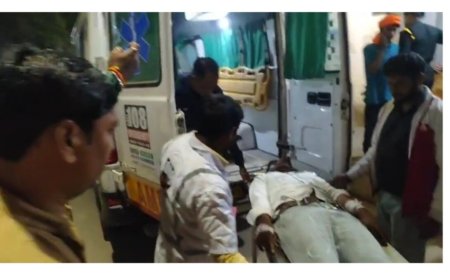 देवरिया में दुकानदार ने मांगे पैसे तो बदमाश ने मारी गोली, हालत गंभीर गोरखपुर रेफर