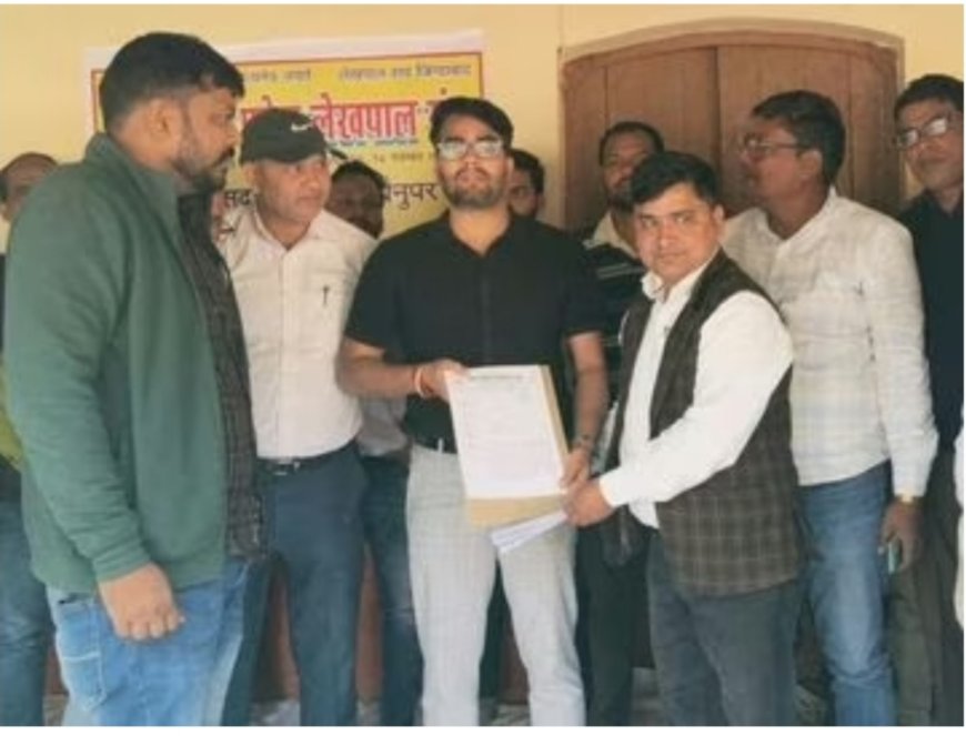 जौनपुर में लेखपालों का धरना, प्रमुख मांग पदनाम, वेतनमान, भत्ते बढ़ाने और पदोन्नति 