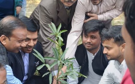 शिक्षा वह शेरनी का दूध है जो पियेगा वहीं दहाड़ेगा --डॉ सुनील कुमार