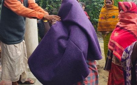 कड़ाके की ठंड को देखते हुए जरूरतमंदों में हुआ कंबल वितरण 