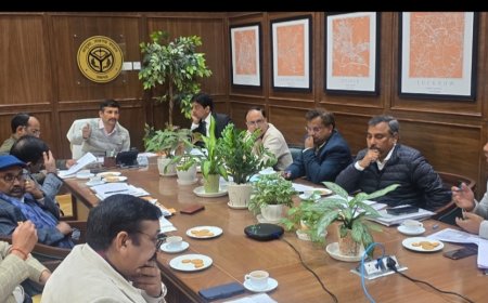 अर्बन फ्लड नियंत्रण एवं स्टॉर्म वाटर ड्रेनेज योजना पर समीक्षा बैठक