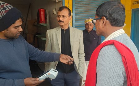 मुख्य विकास अधिकारी ने सहकारी समिति का किया औचक निरीक्षण