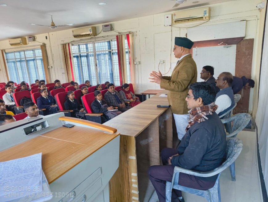 अनिश्चित वैश्विक परिदृश्य में भारत की भूमिका महत्वपूर्ण : प्रो. पुरोहित