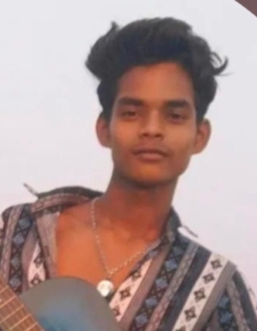 पेड़ पर लटका मिला युवक का शव, मचा हड़कंप 