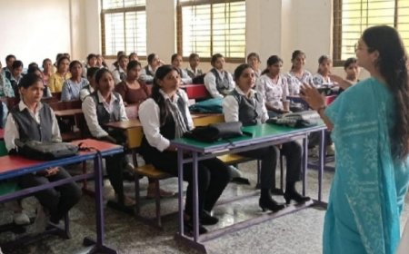 बीएनएस महिला महाविद्यालय में कैरियर काउंसलिंग सेमिनार का हुआ आयोजन