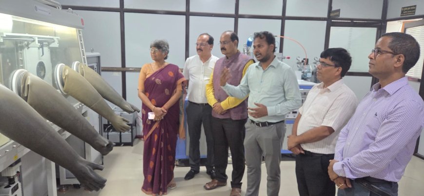 शिक्षण, प्रयोगशाला और संसाधनों की व्यवस्थाएं दुरुस्त रखें : प्रो. वंदना सिंह