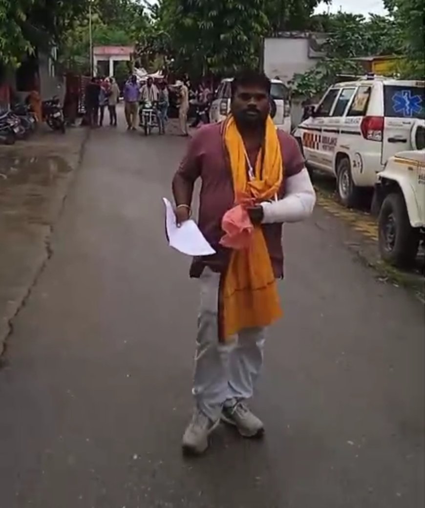 देवरिया में फल विक्रेता से मारपीट का आरोप, तीन दिन से लगा रहा कोतवाली का चक्कर 