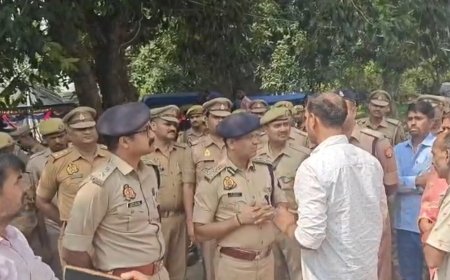 आरएसएस कार्यकर्ता रामेश्वर तिवारी की हत्या मामले में लापरवाही बरतते पर थाना प्रभारी समेत चार पुलिसकर्मी निलंबित