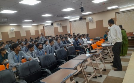 ड्रोन संचालन से जुड़े कानूनी प्रावधान पर हुई चर्चा
